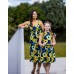 Комплект летних платьев в стиле Family Look для мамы и дочки Подсолнухи М-2138
