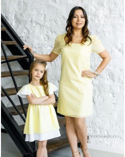 Комплект летних платьев в одном стиле для мамы и дочки Кортни М-2193 желтый