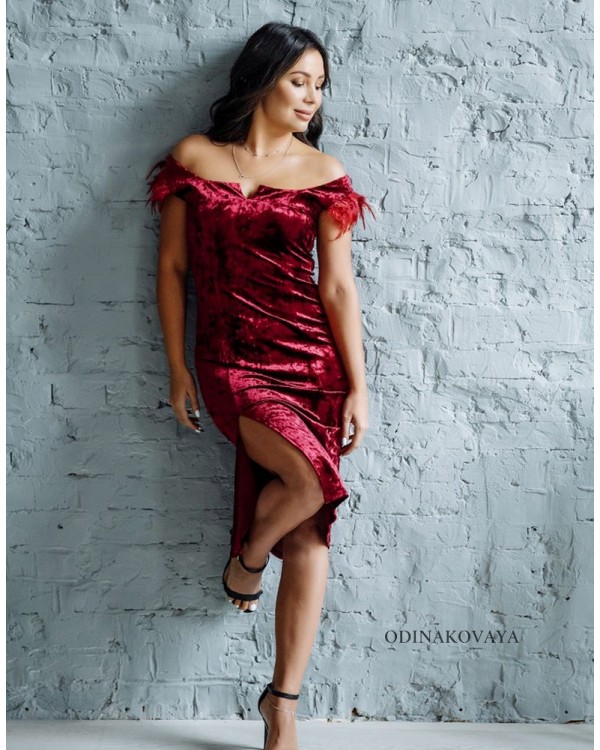 Женское нарядное бархатное платье Николь М-2201  цвет бордовый