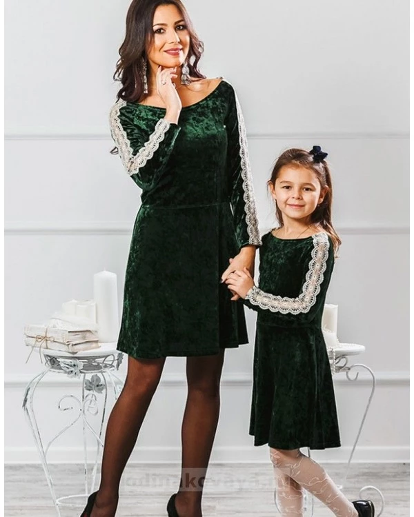 Комплект платьев для мамы и дочки Маркиза М-2012 цвет изумруд