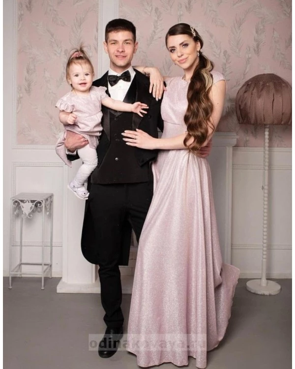 Комплект платьев Family Look для мамы и дочки Золушка М-2055 цвет розовый