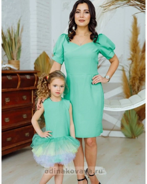 Комплект платьев в стиле Family Look Лайм М-2161 мятный