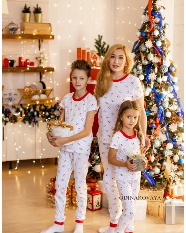 Комплект пижам для мамы и дочки  family look Love М-2169