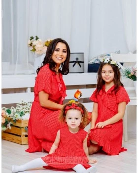 Комплект платьев с воланами Family Look для мамы и дочки Кармен М-2064