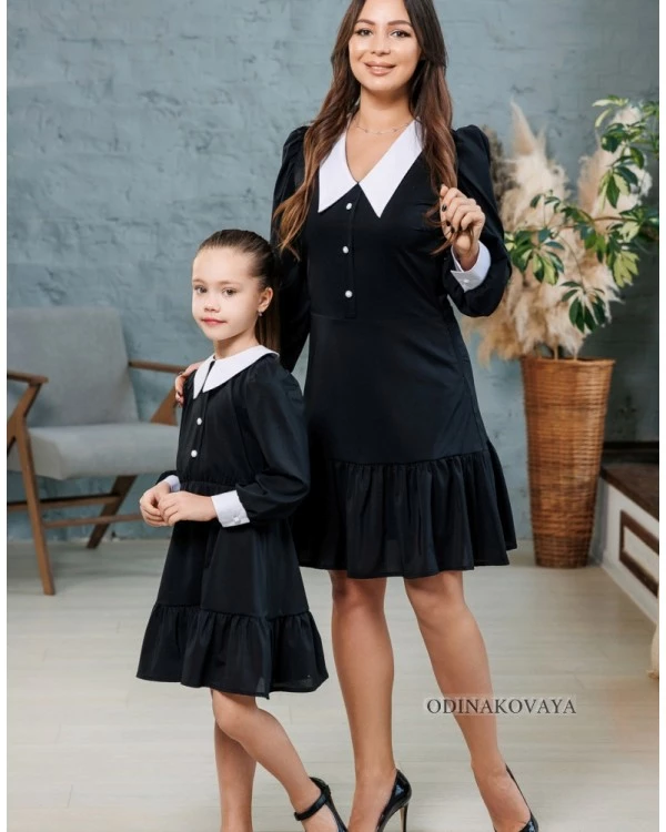 Комплект платьев с белым воротником в одном стиле для мамы и дочки Аддамс М-2207 черный